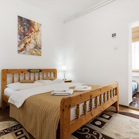 Casa Rasnoveana Bagian luar foto